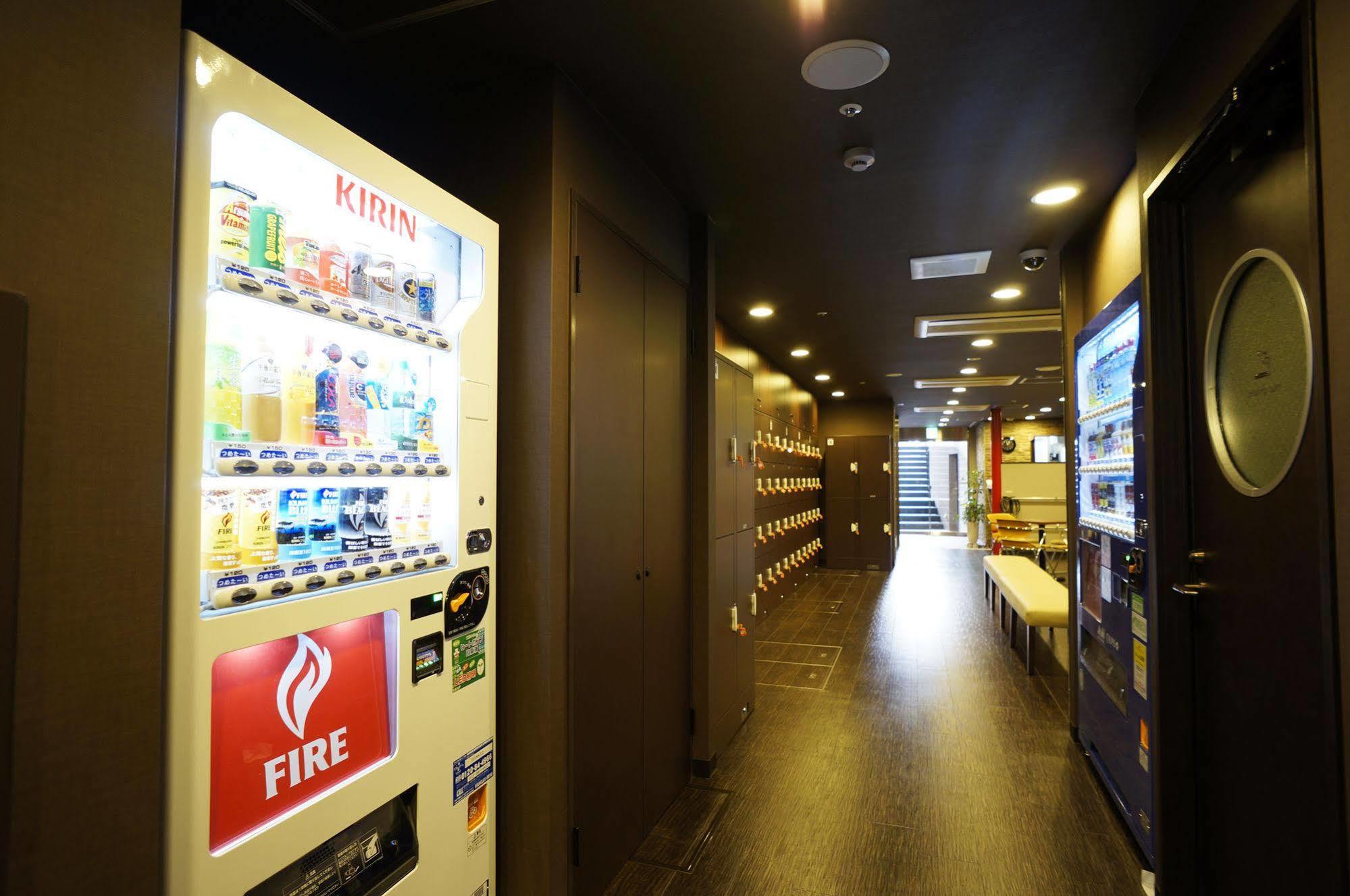B&S Eco Cube Shinsaibashi Hotel Osaka Eksteriør billede